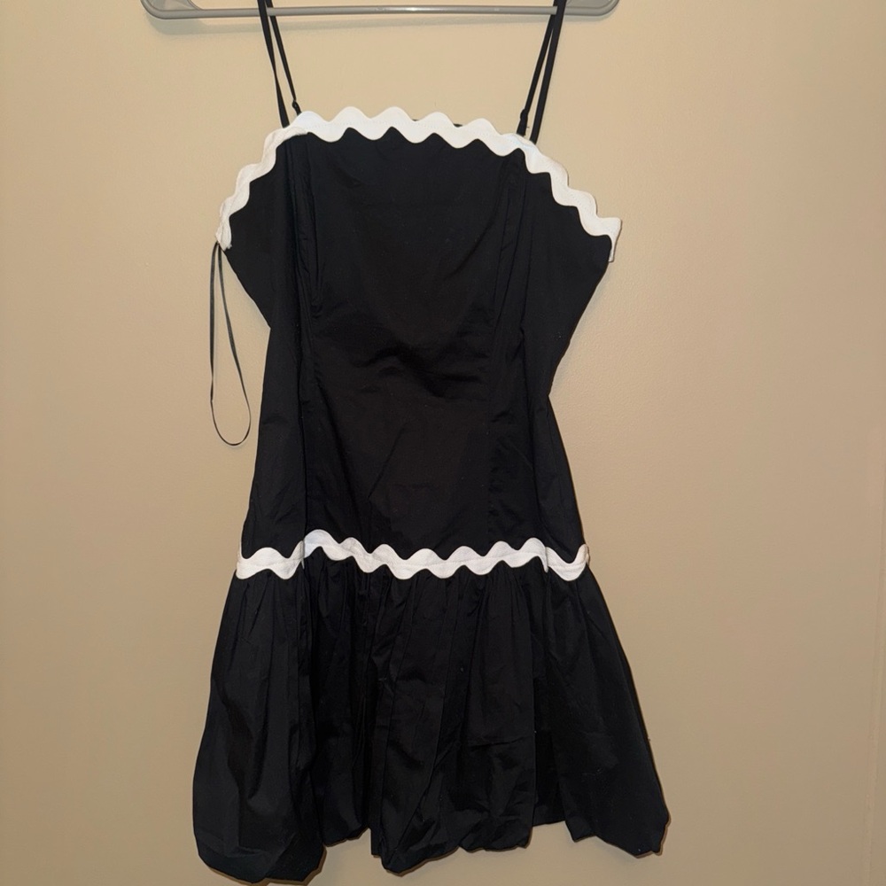 Chic Black and White Dress